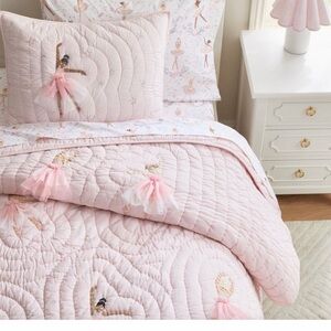 Pottery Barn Kids Pink Ballet Dancer Quilt